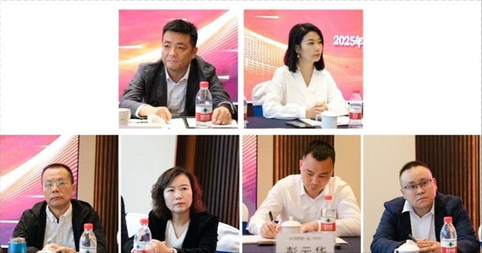 6个人拼图1.png